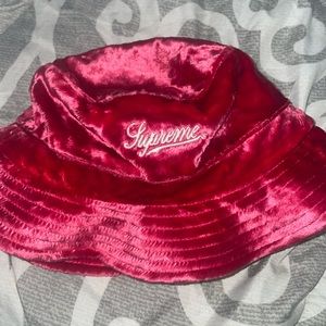Never worn Supreme Suede Bucket Hat